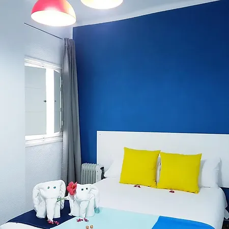 Apartment Welcome To *